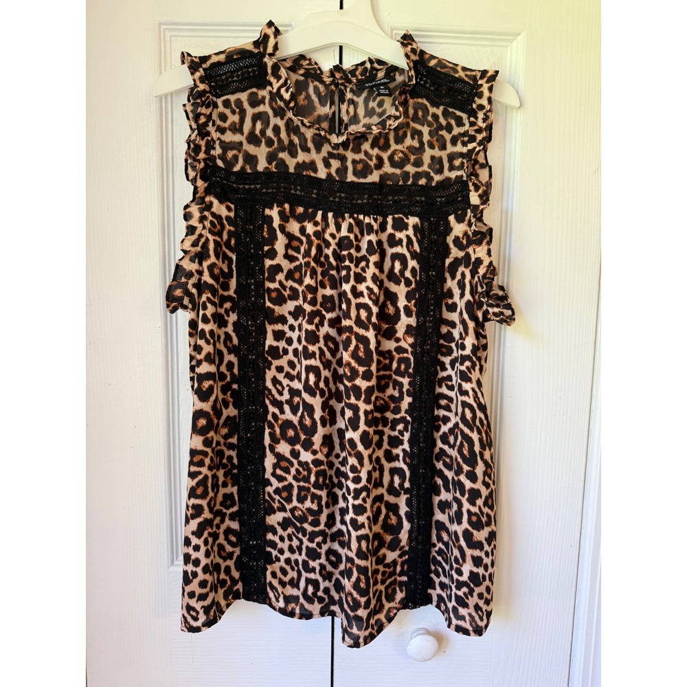 ✨Ana a New Approach Leopard Print Ruffle Trim Sleeveless Blouse Top Size M‎
